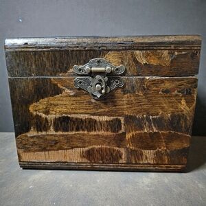 Grey Fox Handcrafted Laminated OSB Stained Wooden Treasure Chest Trinket Box